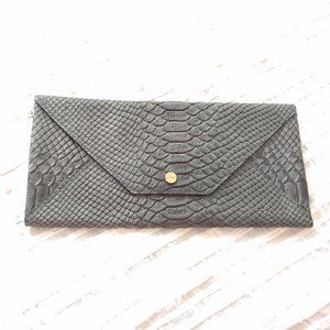 vintage Abas clutch